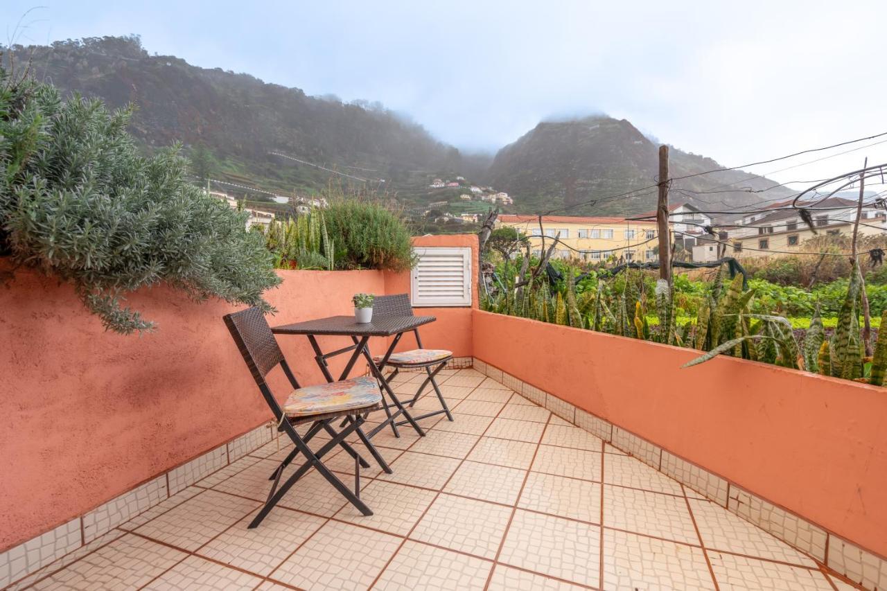 Campo & Mar Apartments Porto Moniz Exterior photo